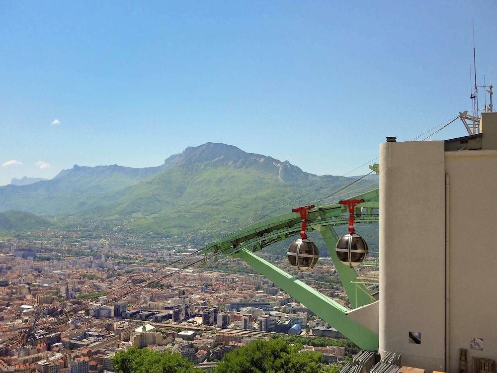 Ibis Grenoble Gare Hotel Bagian luar foto